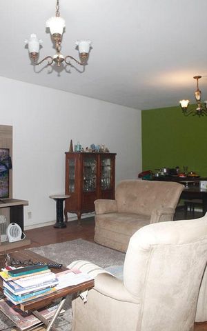 Apartamento à venda com 175m², 5 quartos e 1 vagaSala