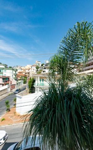 Casa para alugar com 365m², 4 quartos e 8 vagas Casa para alugar com 365m², 4 quartos e 8 vagasVaranda da Suíte