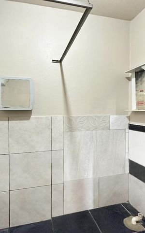 Casa para alugar com 60m², 2 quartos e sem vagaBanheiro
