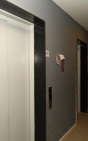 Apartamento para alugar com 47m², 3 quartos e 1 vagaÁrea comum - Saguão do prédio