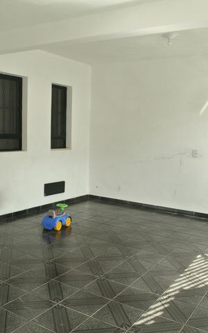 Casa à venda com 240m², 3 quartos e 3 vagasGaragem