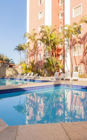 Apartamento à venda com 74m², 3 quartos e 1 vagaÁrea comum - Piscina