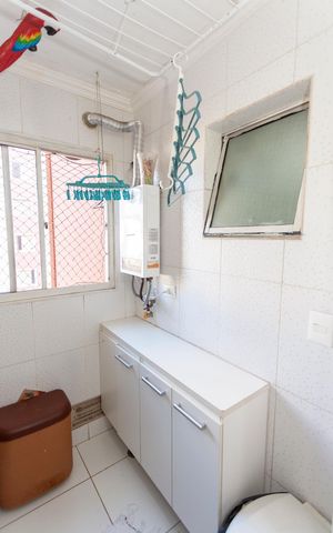 Apartamento à venda com 74m², 3 quartos e 1 vagaÁrea de Serviço