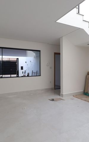 Casa à venda com 205m², 3 quartos e 4 vagasSala