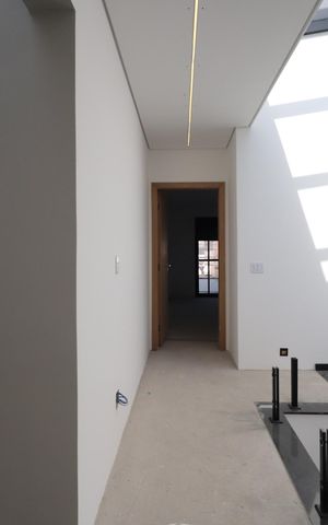 Casa à venda com 205m², 3 quartos e 4 vagasCorredor