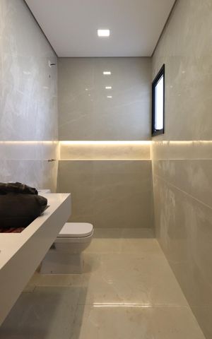 Casa à venda com 205m², 3 quartos e 4 vagasBanheiro da Suíte 1