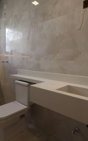 Casa à venda com 205m², 3 quartos e 4 vagasBanheiro da Suíte 3