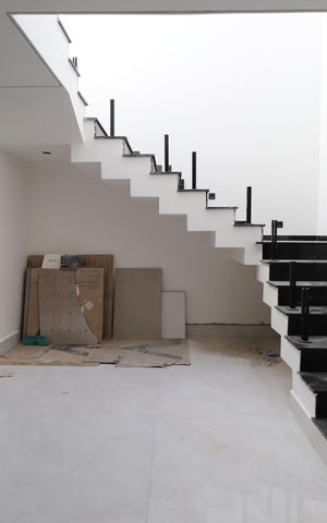 Casa à venda com 205m², 3 quartos e 4 vagasSala