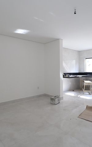 Casa à venda com 205m², 3 quartos e 4 vagasCopa