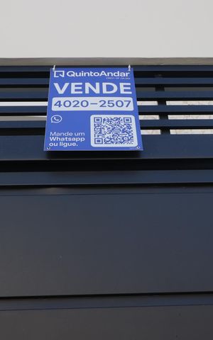 Casa à venda com 205m², 3 quartos e 4 vagasPlaquinha