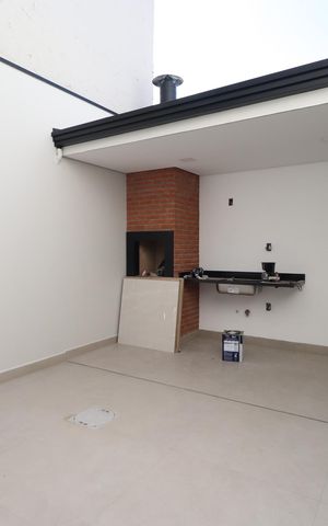 Casa à venda com 205m², 3 quartos e 4 vagasChurrasqueira