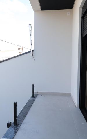 Casa à venda com 205m², 3 quartos e 4 vagasVaranda da Suíte 1