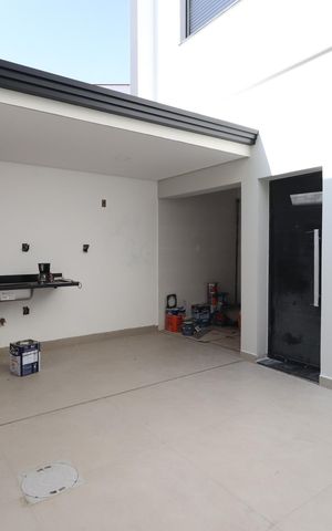 Casa à venda com 205m², 3 quartos e 4 vagasChurrasqueira
