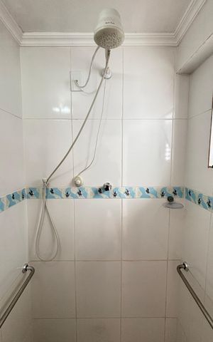 Casa para alugar com 116m², 2 quartos e 1 vaga Casa para alugar com 116m², 2 quartos e 1 vagaBanheiro