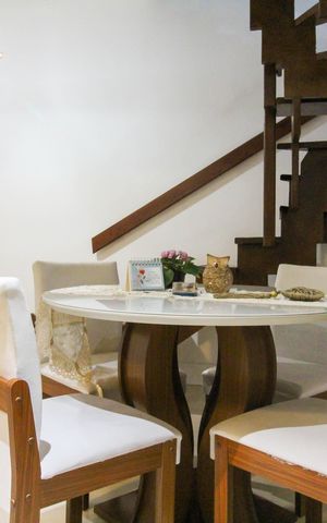 Apartamento à venda com 280m², 3 quartos e 3 vagas Apartamento à venda com 280m², 3 quartos e 3 vagasSala 1