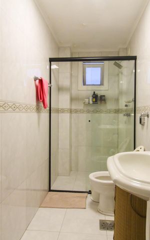 Apartamento à venda com 280m², 3 quartos e 3 vagas Apartamento à venda com 280m², 3 quartos e 3 vagasBanheiro 2