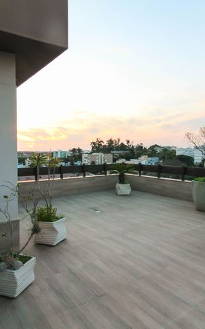 Apartamento à venda com 280m², 3 quartos e 3 vagas Apartamento à venda com 280m², 3 quartos e 3 vagasTerraço