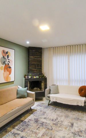 Apartamento à venda com 280m², 3 quartos e 3 vagas Apartamento à venda com 280m², 3 quartos e 3 vagasSala 1