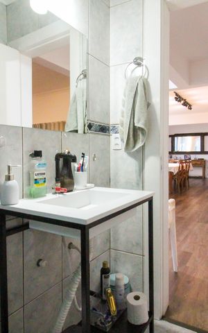 Apartamento à venda com 280m², 3 quartos e 3 vagas Apartamento à venda com 280m², 3 quartos e 3 vagasBanheiro 1