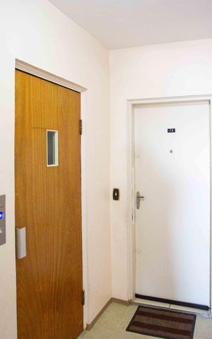 Apartamento à venda com 60m², 2 quartos e 1 vagaHall de entrada