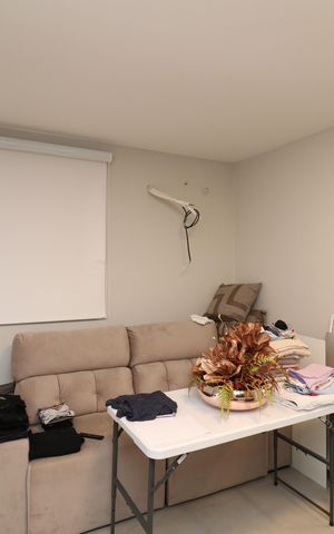 Casa de condomínio à venda com 186m², 4 quartos e 2 vagasEscritório