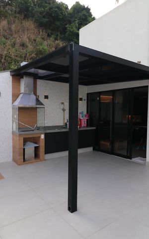 Casa de condomínio à venda com 186m², 4 quartos e 2 vagasTerraço