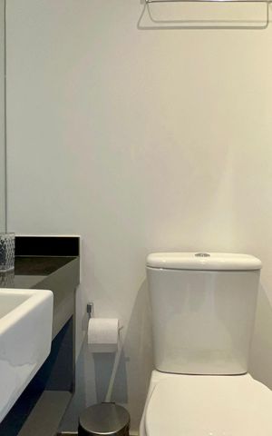 Studio à venda com 24m², 1 quarto e sem vaga Studio à venda com 24m², 1 quarto e sem vagaBanheiro