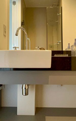 Studio à venda com 24m², 1 quarto e sem vaga Studio à venda com 24m², 1 quarto e sem vagaBanheiro