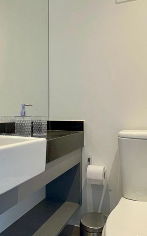 Studio à venda com 24m², 1 quarto e sem vaga Studio à venda com 24m², 1 quarto e sem vagaBanheiro