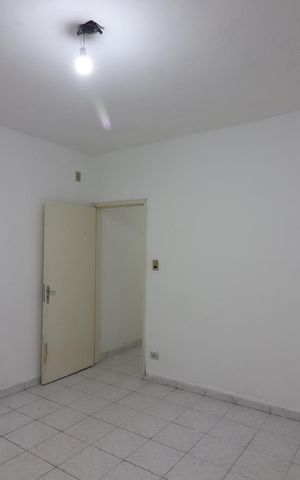 Casa à venda com 214m², 2 quartos e 2 vagasQuarto 1