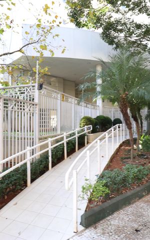 Apartamento à venda com 78m², 2 quartos e 1 vagaFachada