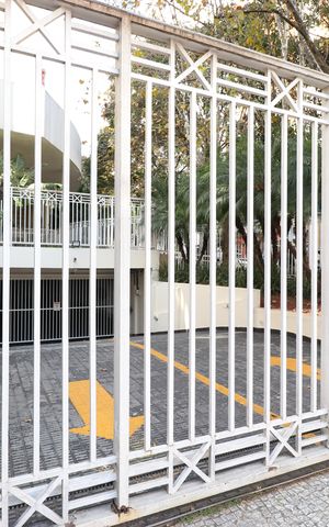Apartamento à venda com 78m², 2 quartos e 1 vagaFachada