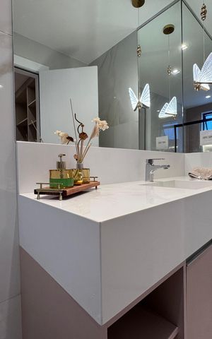 Casa à venda com 850m², 5 quartos e 6 vagas Casa à venda com 850m², 5 quartos e 6 vagasSuíte 3 - Banheiro