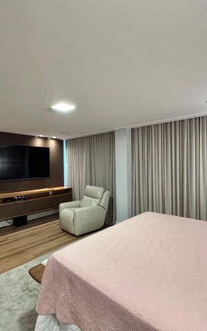 Casa à venda com 850m², 5 quartos e 6 vagas Casa à venda com 850m², 5 quartos e 6 vagasSuíte 1