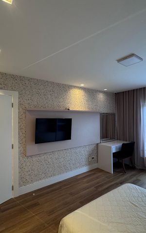 Casa à venda com 850m², 5 quartos e 6 vagas Casa à venda com 850m², 5 quartos e 6 vagasSuíte 3