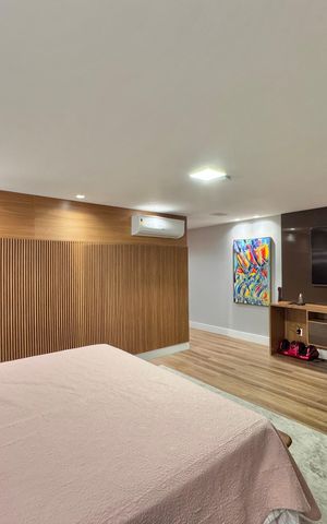 Casa à venda com 850m², 5 quartos e 6 vagas Casa à venda com 850m², 5 quartos e 6 vagasSuíte 1