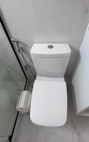 Casa à venda com 850m², 5 quartos e 6 vagas Casa à venda com 850m², 5 quartos e 6 vagasSuíte 4 - Banheiro