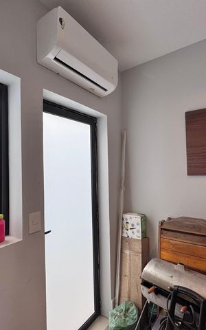 Casa à venda com 850m², 5 quartos e 6 vagas Casa à venda com 850m², 5 quartos e 6 vagasÁrea externa - Quarto