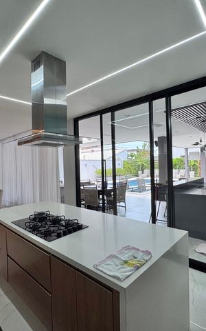 Casa à venda com 850m², 5 quartos e 6 vagas Casa à venda com 850m², 5 quartos e 6 vagasCozinha