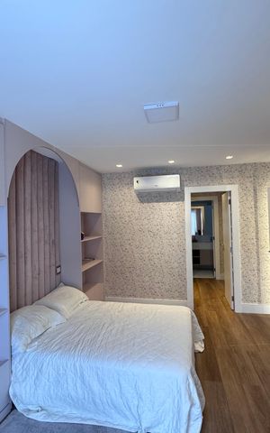 Casa à venda com 850m², 5 quartos e 6 vagas Casa à venda com 850m², 5 quartos e 6 vagasSuíte 3