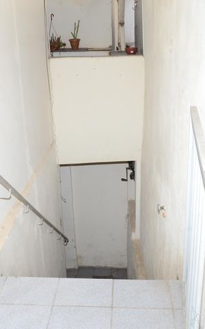 Casa à venda com 230m², 3 quartos e 2 vagasÁrea externa