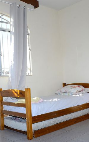 Casa à venda com 230m², 3 quartos e 2 vagasQuarto 2
