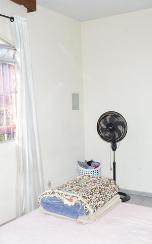 Casa à venda com 230m², 3 quartos e 2 vagasSuíte
