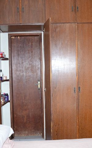 Casa à venda com 230m², 3 quartos e 2 vagasSuíte