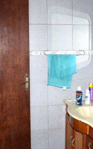 Casa à venda com 230m², 3 quartos e 2 vagasBanheiro da Suíte