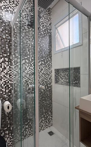 Apartamento à venda com 100m², 2 quartos e 2 vagas Apartamento à venda com 100m², 2 quartos e 2 vagasBanheiro