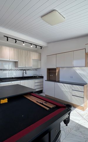Apartamento à venda com 100m², 2 quartos e 2 vagas Apartamento à venda com 100m², 2 quartos e 2 vagasCozinha