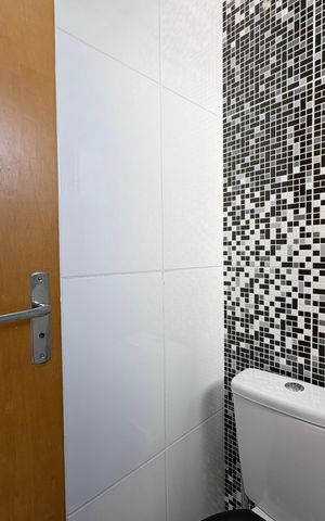 Apartamento à venda com 100m², 2 quartos e 2 vagas Apartamento à venda com 100m², 2 quartos e 2 vagasBanheiro
