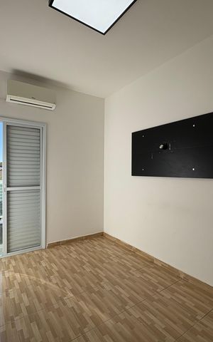 Apartamento à venda com 100m², 2 quartos e 2 vagas Apartamento à venda com 100m², 2 quartos e 2 vagasQuarto 2
