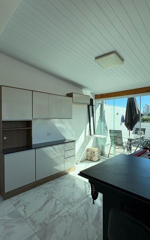 Apartamento à venda com 100m², 2 quartos e 2 vagas Apartamento à venda com 100m², 2 quartos e 2 vagasCozinha